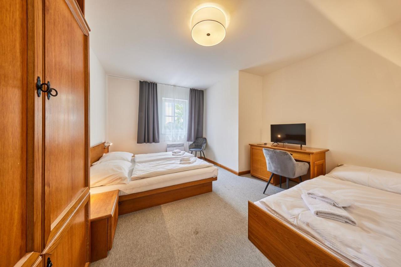 Hotel Auri Rudnik Luaran gambar