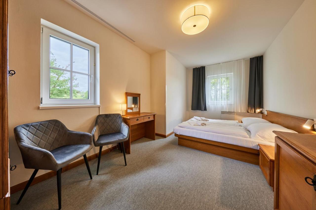 Hotel Auri Rudnik Luaran gambar