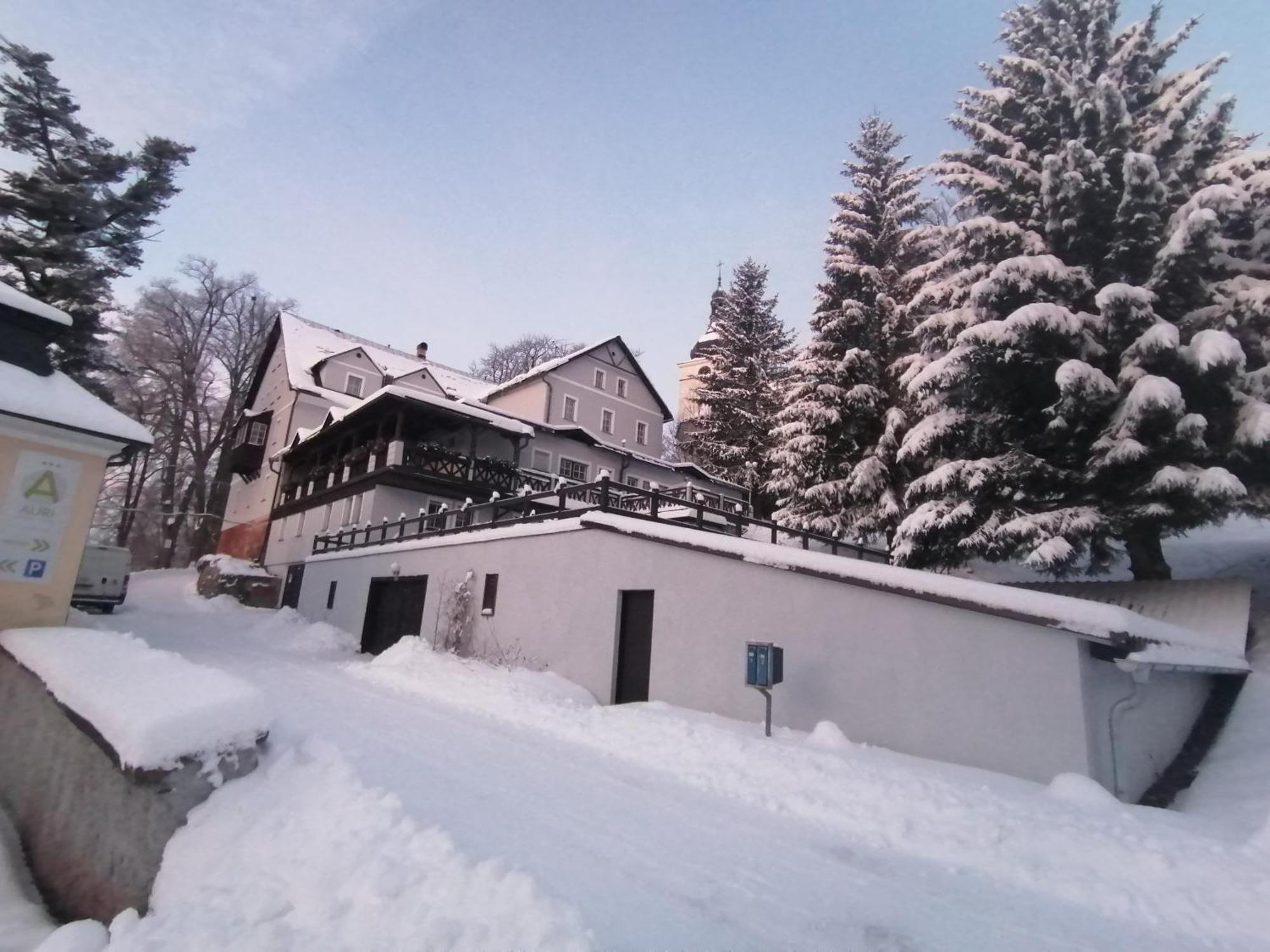 Hotel Auri Rudnik Luaran gambar