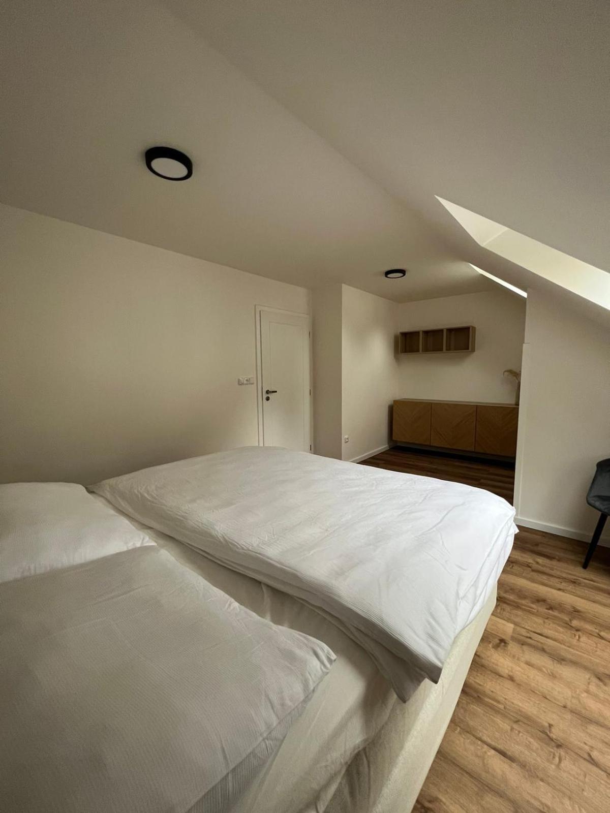 Hotel Auri Rudnik Luaran gambar